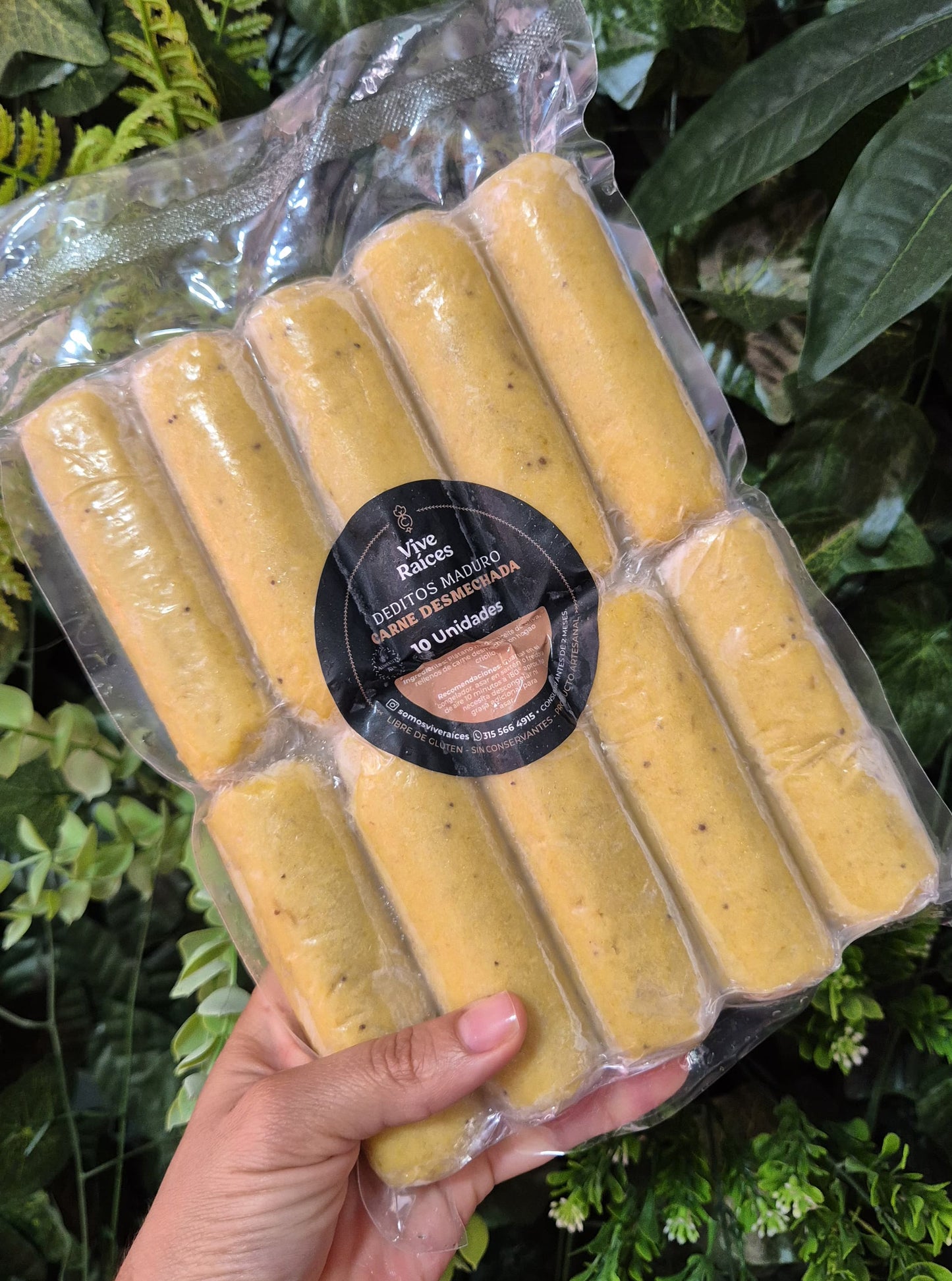 DEDITOS DE MADURO CARNE DESMECHADA