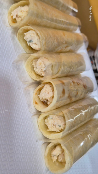 Rollito de yuca con pollo