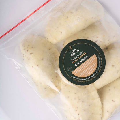 EMPANADAS DE YUCA CARNE