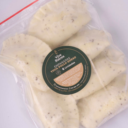EMPANADAS DE YUCA POLLO QUESO